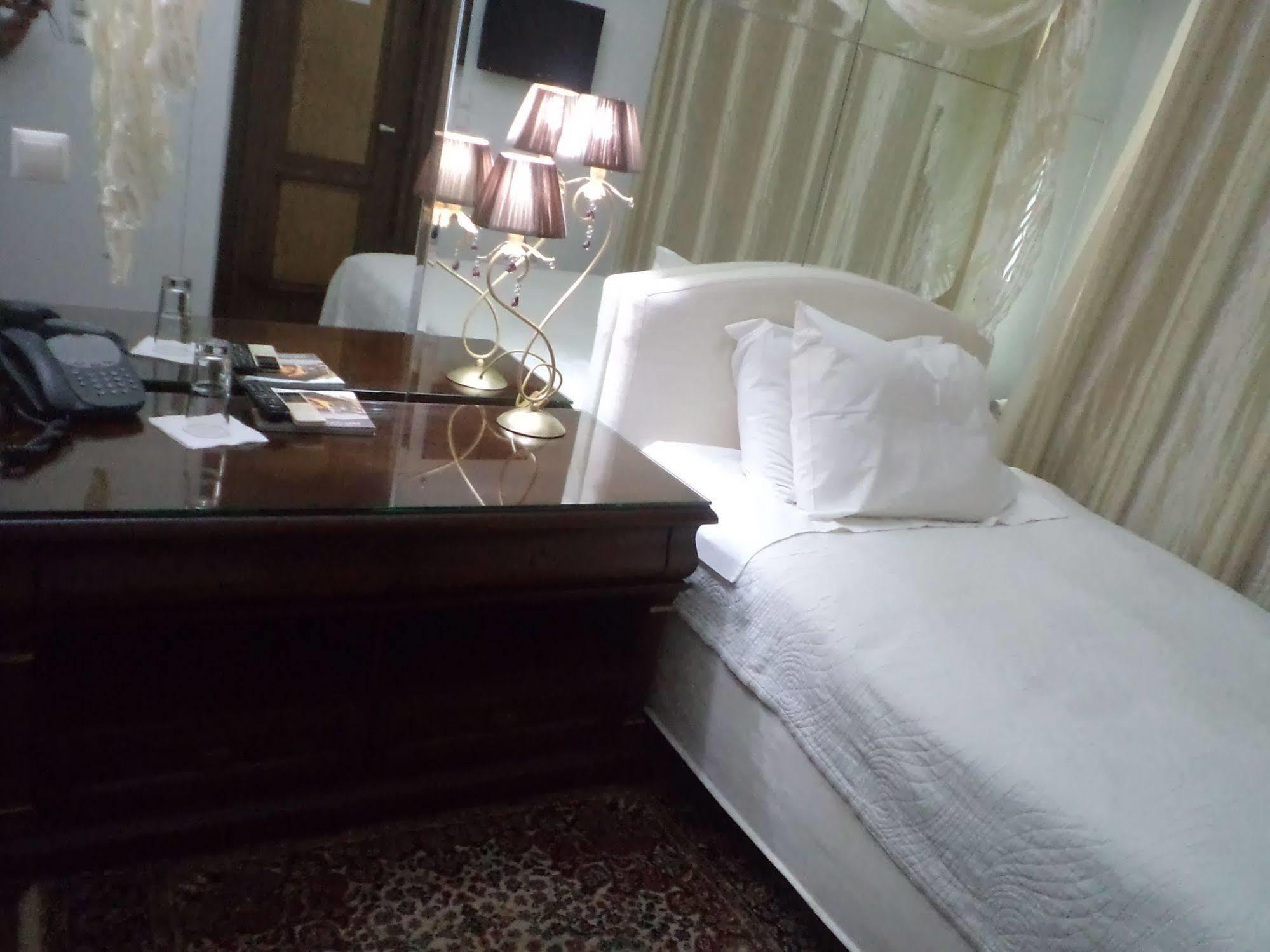 Acropolis Museum Boutique 3* Atene