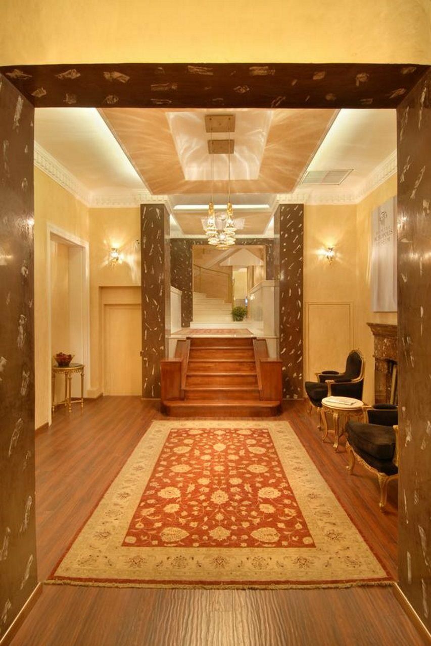 Acropolis Museum Boutique Hotel 3*